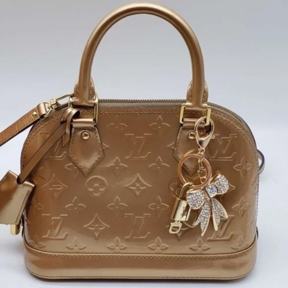 Louis Vuitton Gold Padlock Key 🔒 Authentic LV Charm + Unbranded Ribbon Keychain - Picture 7 of 7